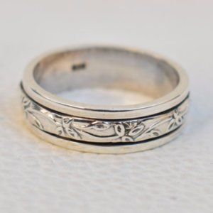 Women's Sterling Silver Spinner Ring
